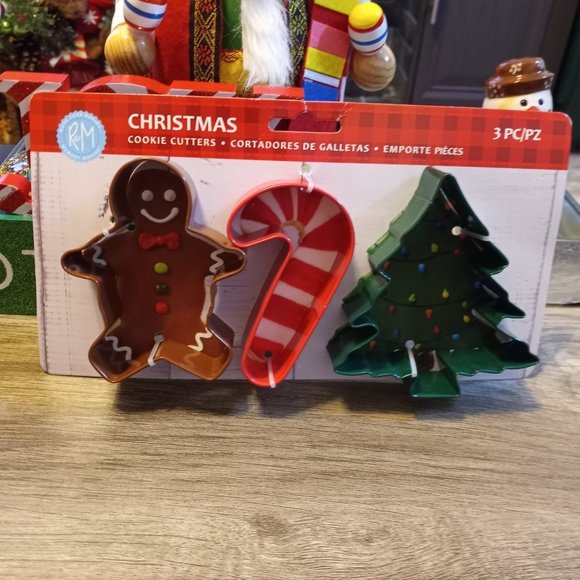 3 Piece Set Of Christmas Holiday Cookie Cutters, Gingerbread, Candy Cane, Tree - Picture 5 of 5